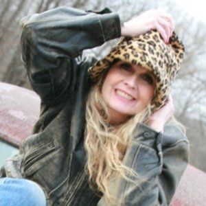 Meet your Posher, Petie